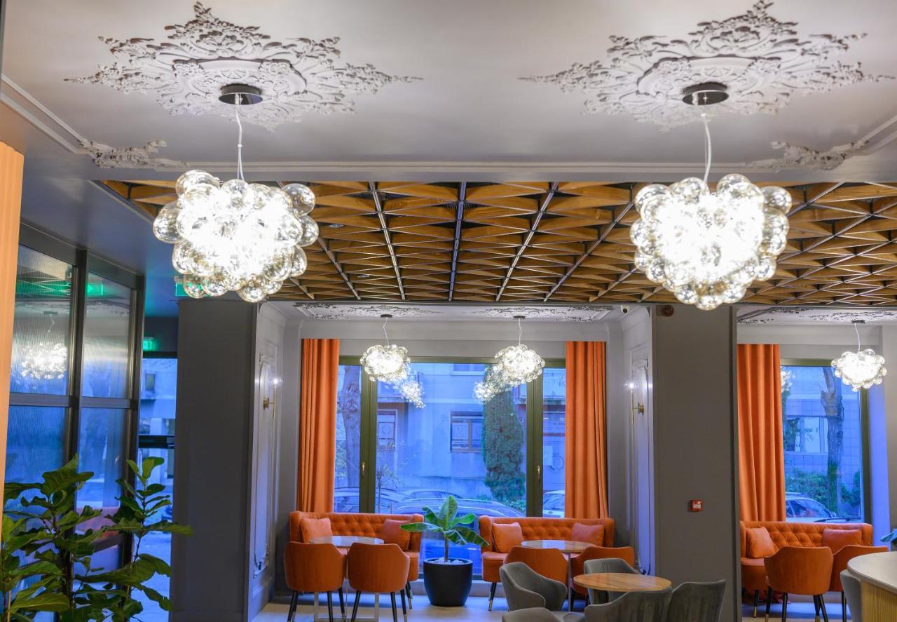 Hotel Viena Satu Mare Luaran gambar