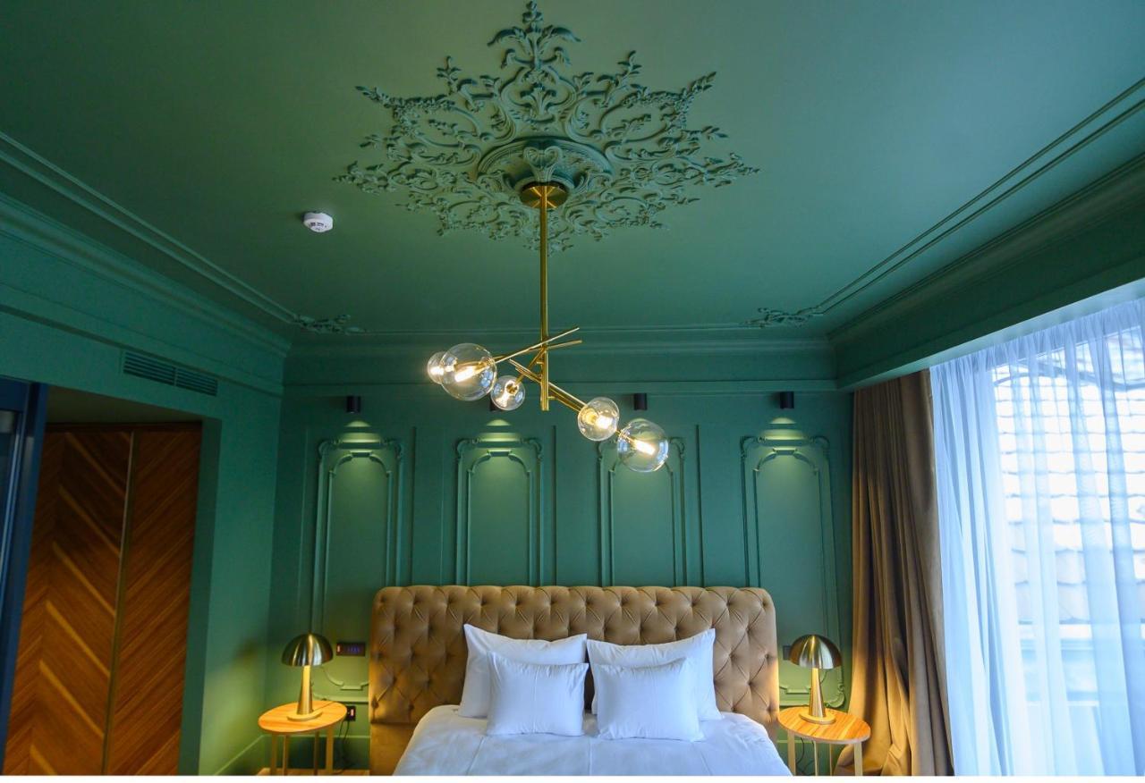 Hotel Viena Satu Mare Luaran gambar