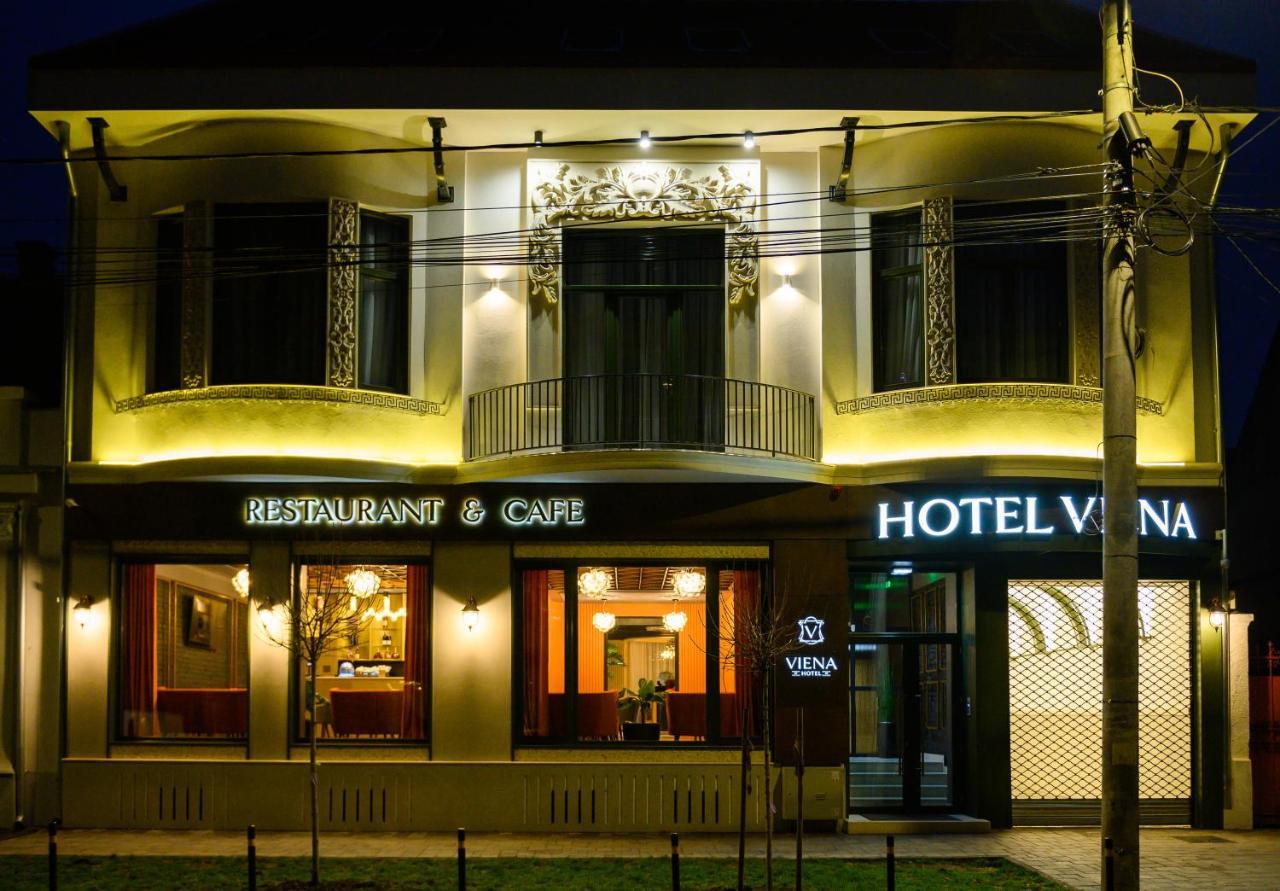 Hotel Viena Satu Mare Luaran gambar